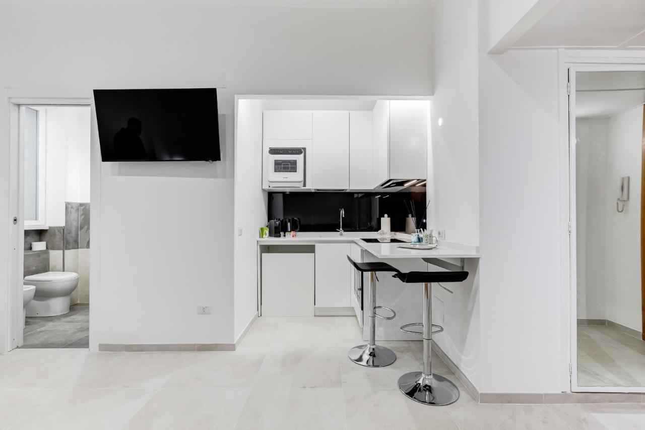 96 Degli Ubaldi Charming Suite โรม ภายนอก รูปภาพ